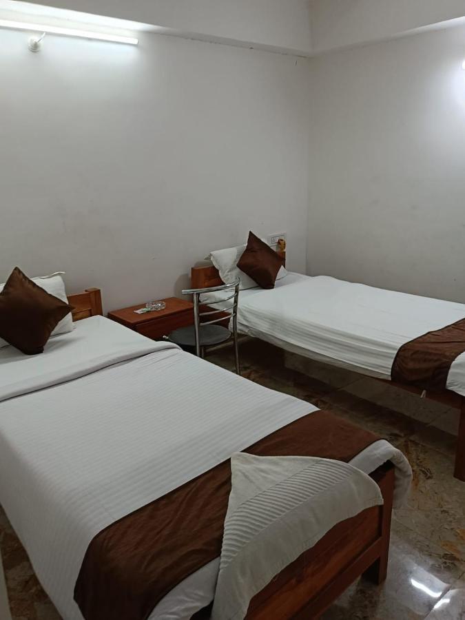 Hotel Atithi Grand Guwahati Eksteriør billede
