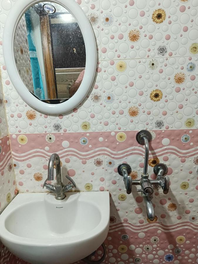 Hotel Atithi Grand Guwahati Eksteriør billede
